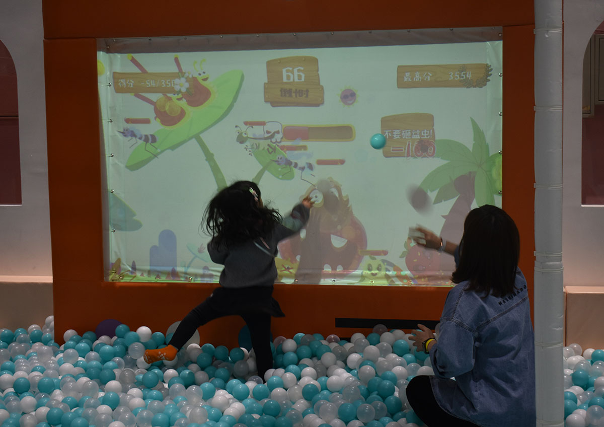 China High Quality for Kids Obstacle Course Projection Ball Pool China High Quality for Kids Obstacle Course Projection Ball Pool