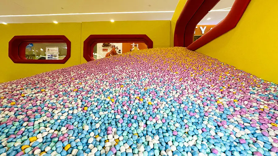 Ceramic-style Plastic Pellets details4.webp
