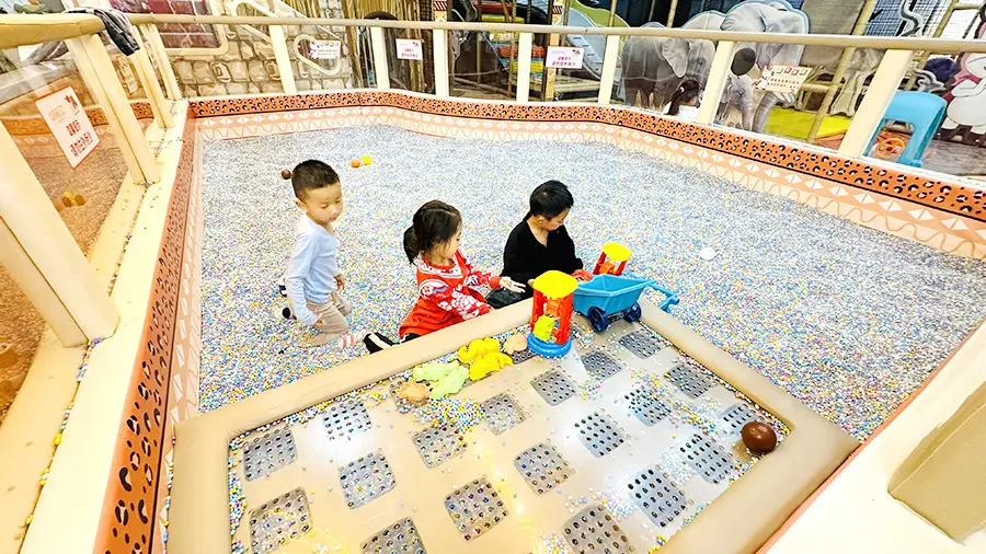 Ceramic-style Plastic Pellets details5.webp