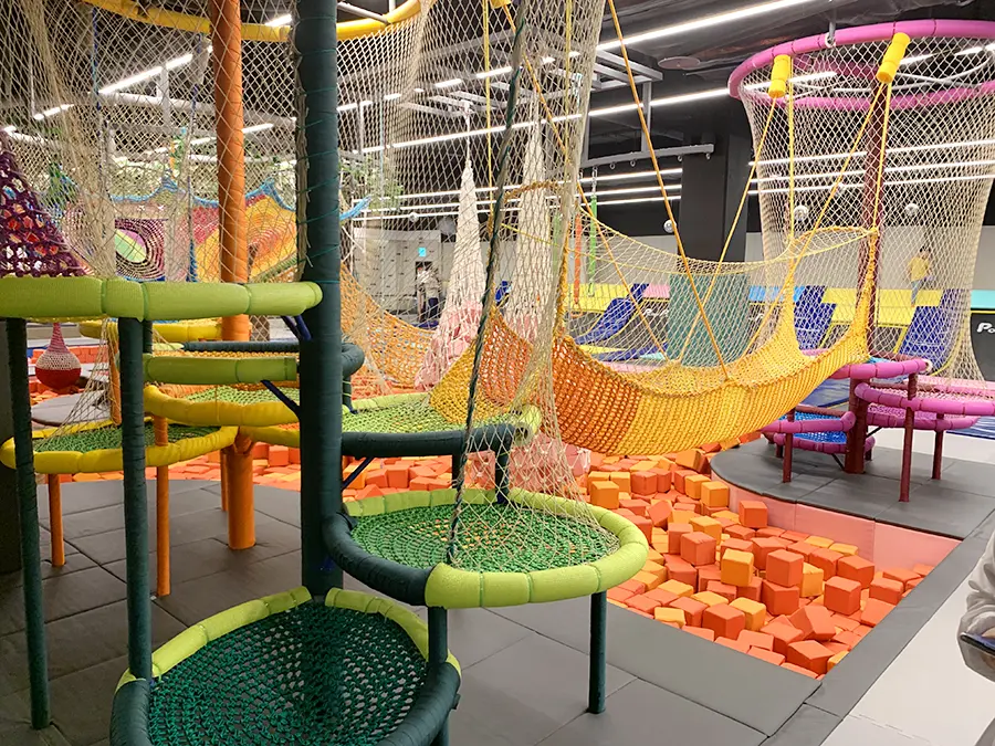 Rainbow Climbing Net details4.webp