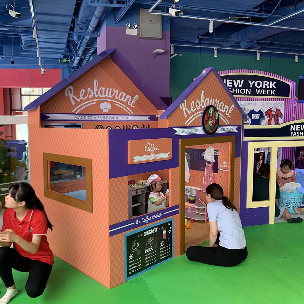 Tiny Chef’s Kitchen