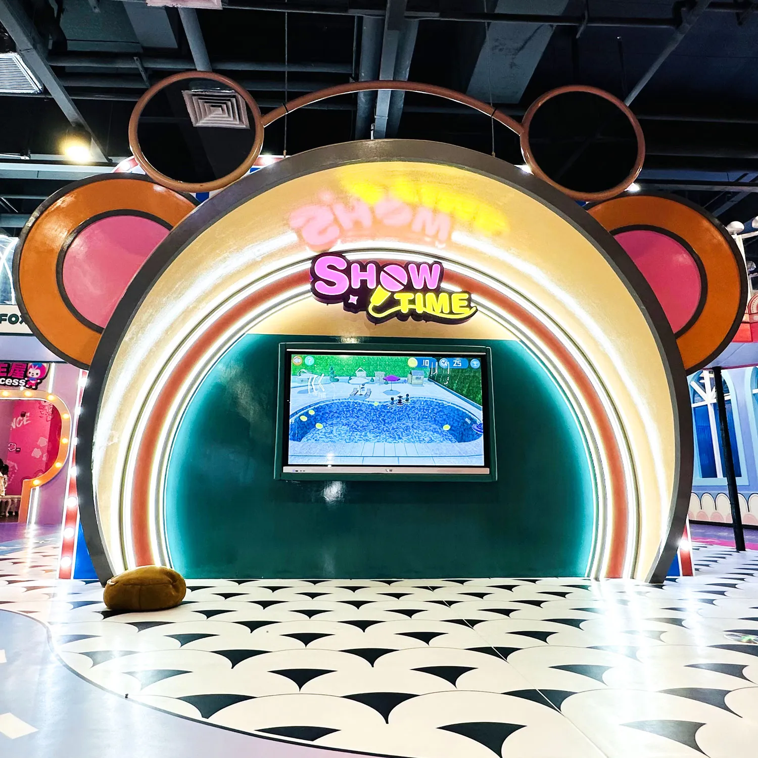 Kids Mini Stage