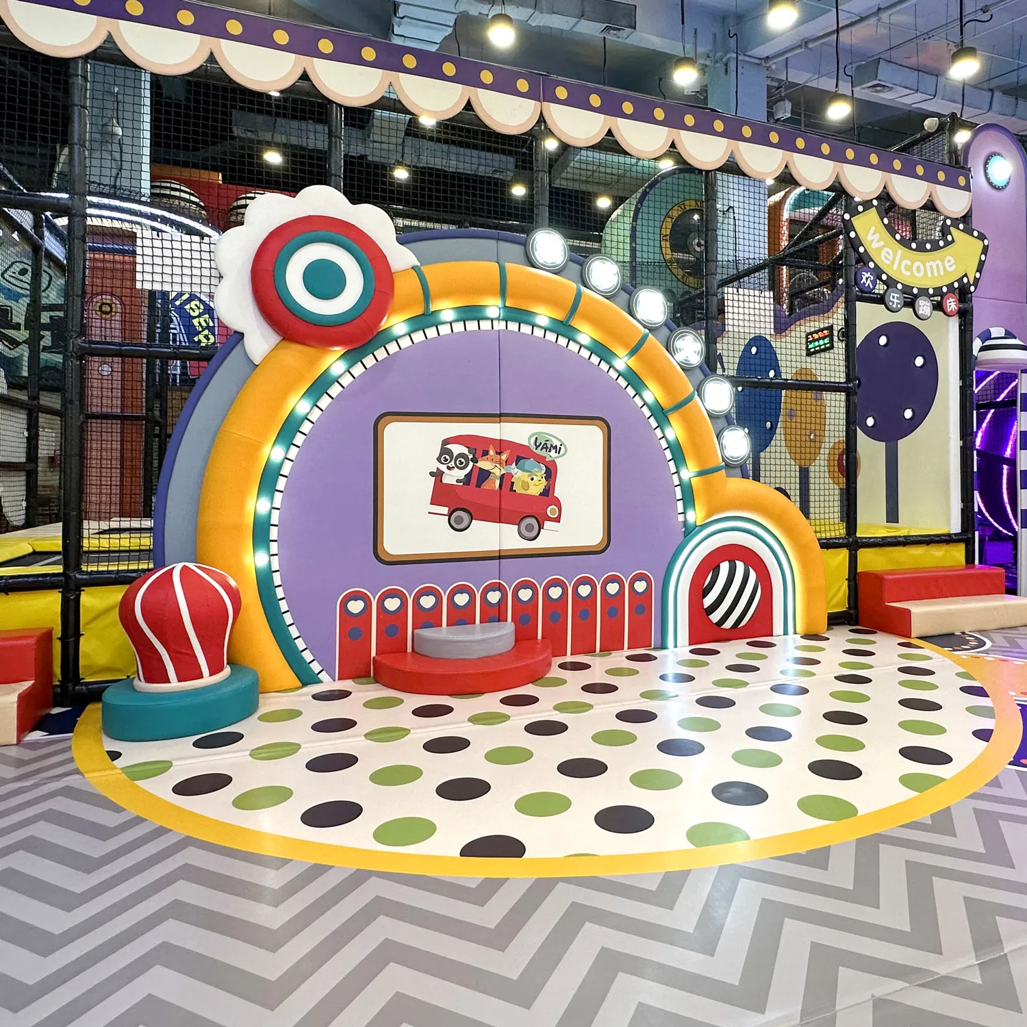 Kids Mini Stage
