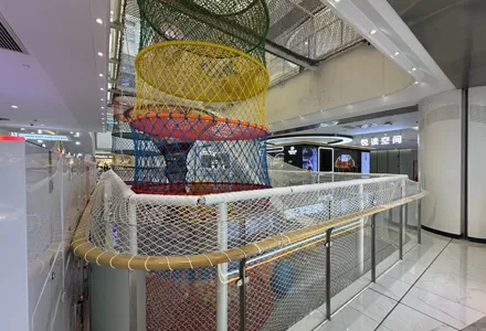 Colorful Rope Net: A Training Ground for Courage & Balance