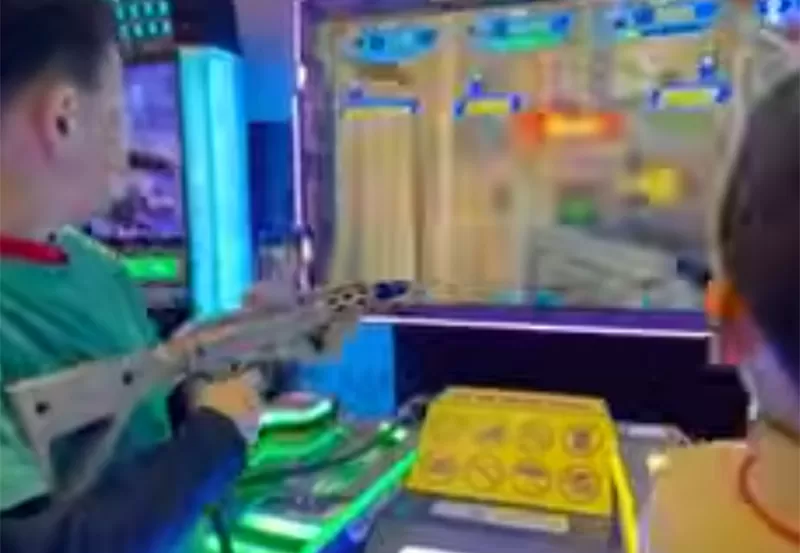 WUN PARK's  King of Gun