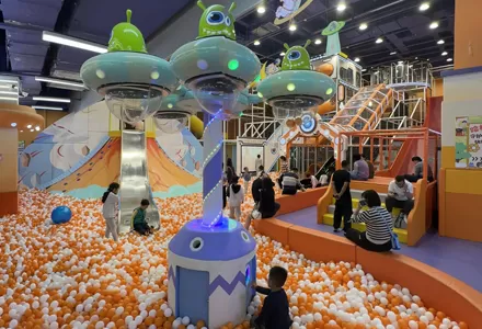UFO Ball Blaster Magic